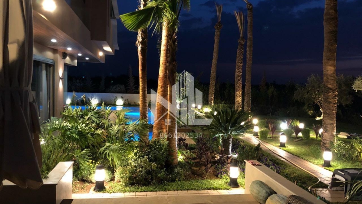 Italien villa front-golf
