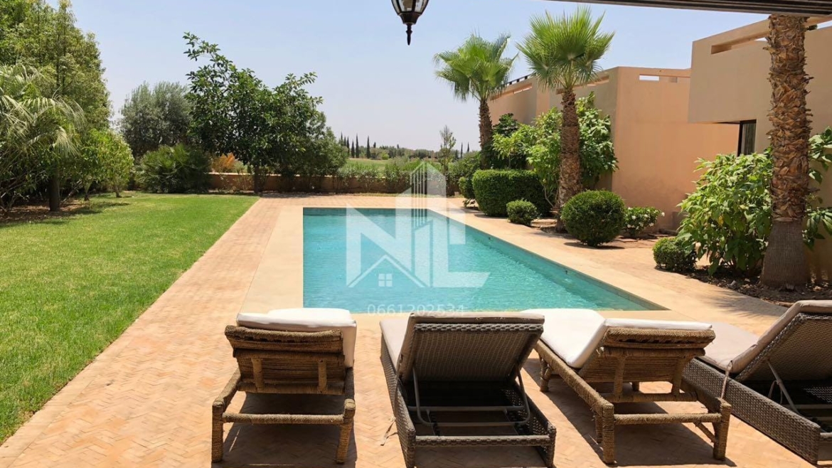 Villa Front-Golf