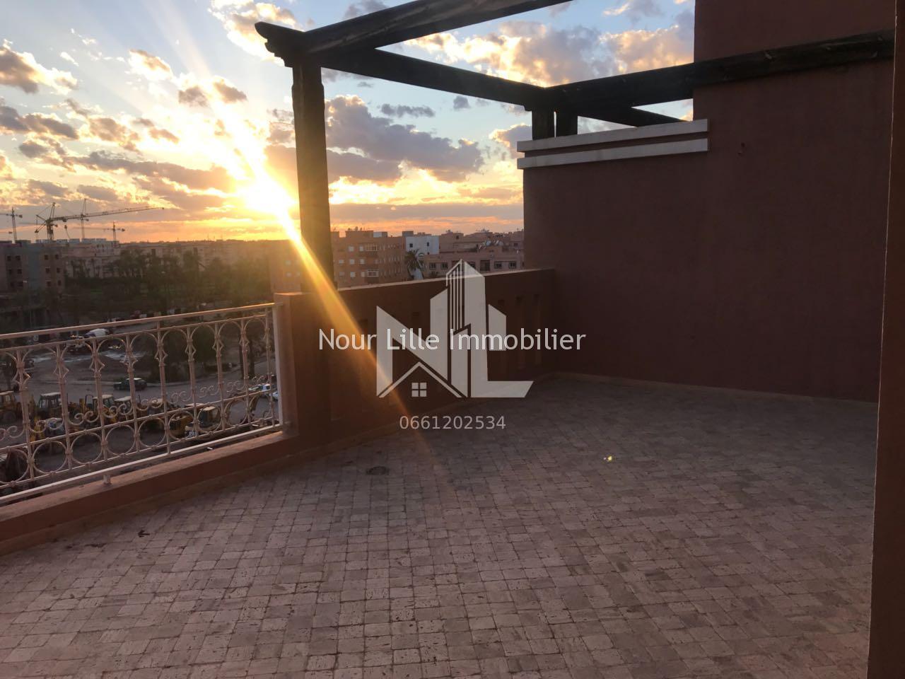 Beau duplex haut standing